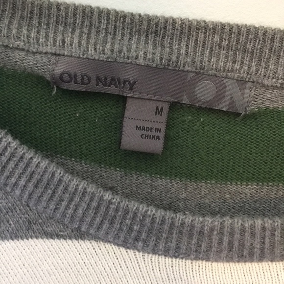 Old Navy lightweight sweater - Picture 2 of 2